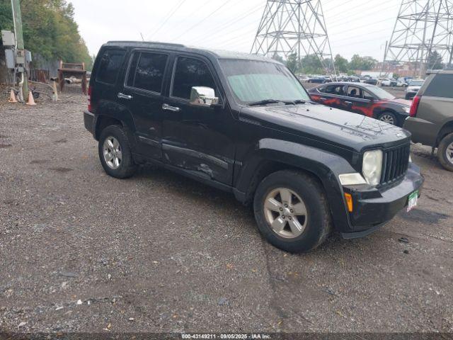  Salvage Jeep Liberty