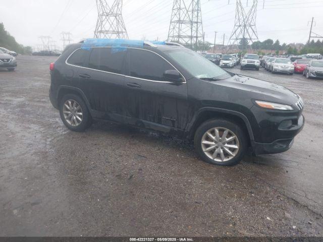  Salvage Jeep Cherokee
