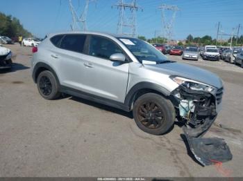  Salvage Hyundai TUCSON
