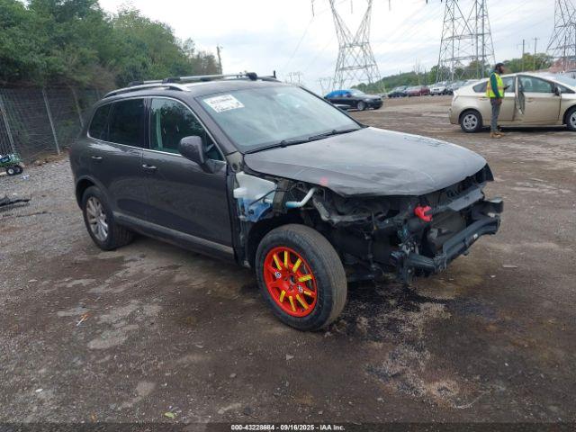  Salvage Volkswagen Touareg