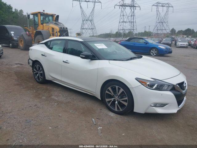  Salvage Nissan Maxima