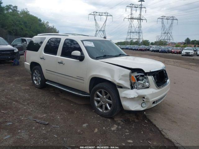  Salvage GMC Yukon
