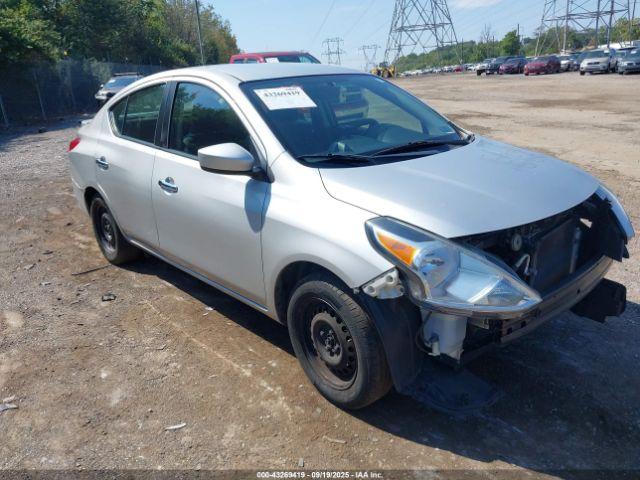  Salvage Nissan Versa