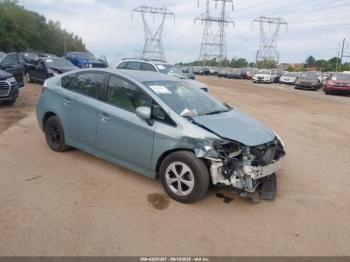  Salvage Toyota Prius