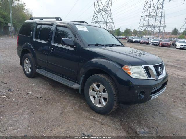  Salvage Nissan Pathfinder