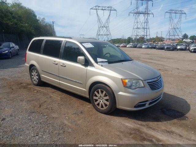  Salvage Chrysler Town & Country