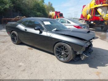  Salvage Dodge Challenger