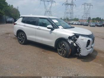 Salvage Mitsubishi Outlander