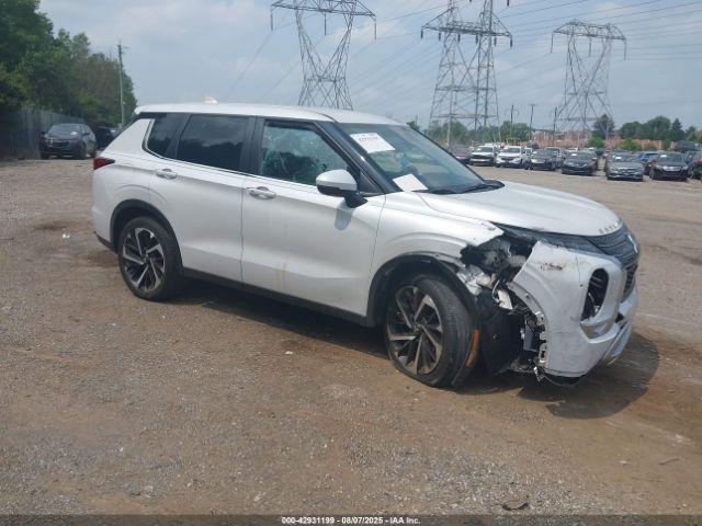  Salvage Mitsubishi Outlander