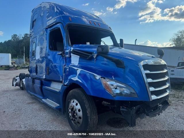  Salvage Freightliner New Cascadia 126