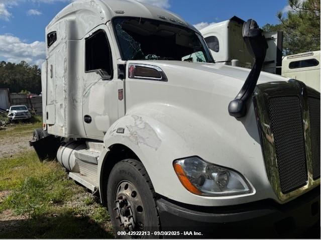  Salvage Kenworth T680