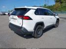 Toyota RAV4 Le Image 3