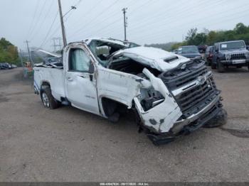  Salvage Chevrolet Silverado 2500