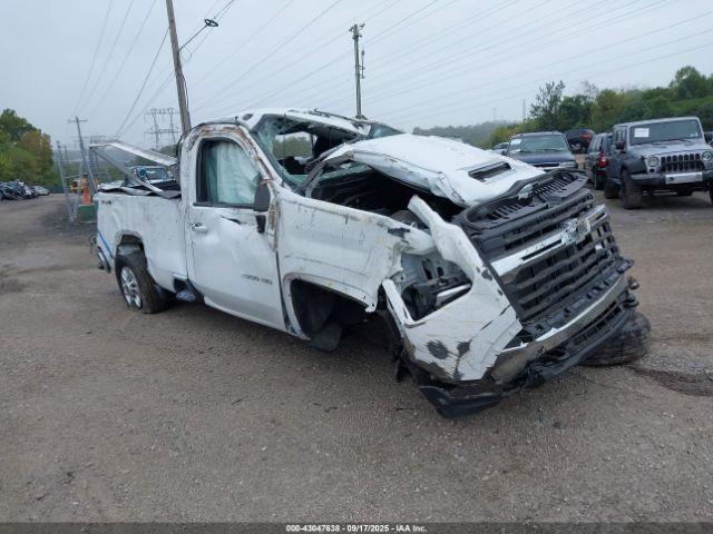  Salvage Chevrolet Silverado 2500