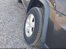 Jeep Grand Cherokee Laredo Image 3