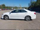 Toyota Camry Se Image 12