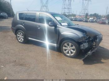  Salvage Mitsubishi Outlander