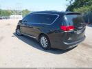 Chrysler Pacifica Touring L Image 3