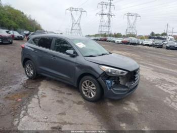  Salvage Hyundai TUCSON