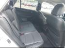 Subaru Outback 2.5i Limited Image 16