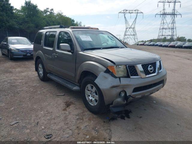  Salvage Nissan Pathfinder
