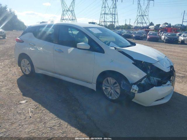  Salvage Nissan LEAF