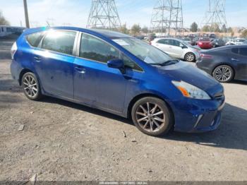  Salvage Toyota Prius v
