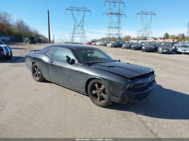  Salvage Dodge Challenger