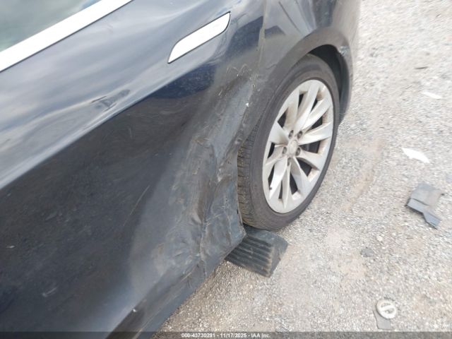 Tesla Model S Image 6