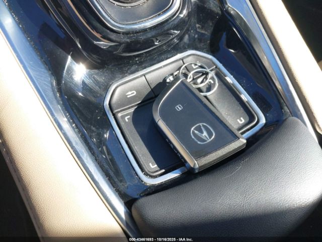 Acura RDX Standard Image 17