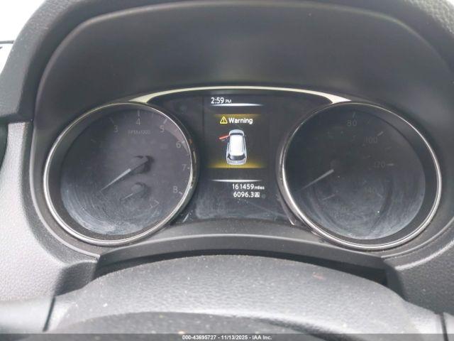 Nissan Rogue Image 8