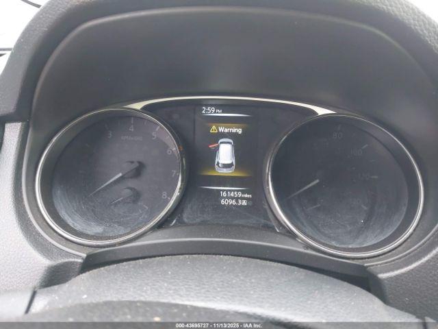 Nissan Rogue Image 14