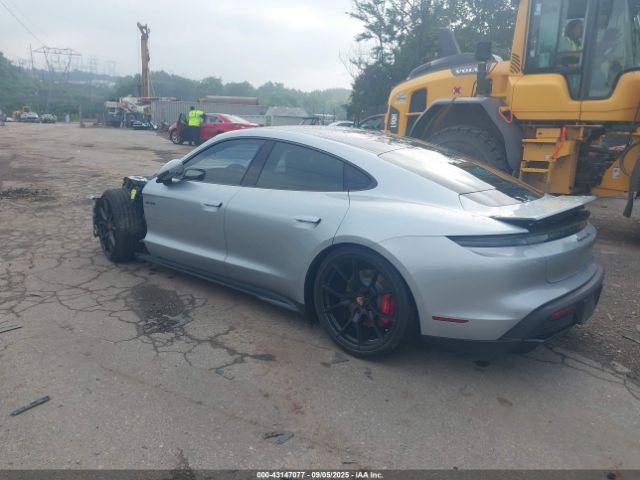 Porsche Taycan Gts Image 8