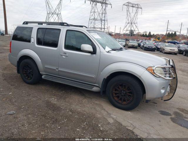  Salvage Nissan Pathfinder