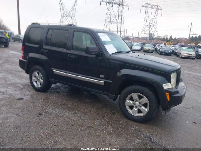 Salvage Jeep Liberty
