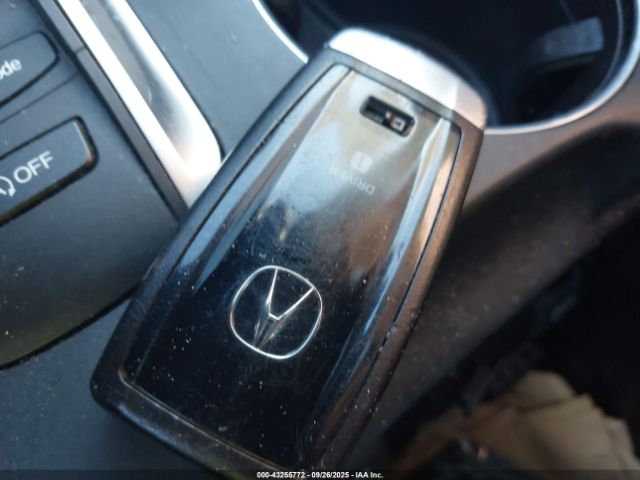 Acura MDX Tech Pkg Image 8