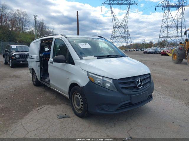  Salvage Mercedes-Benz Metris