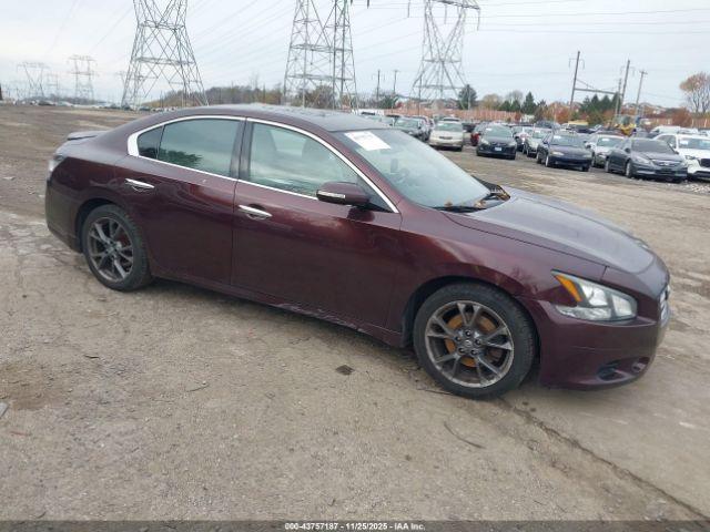  Salvage Nissan Maxima