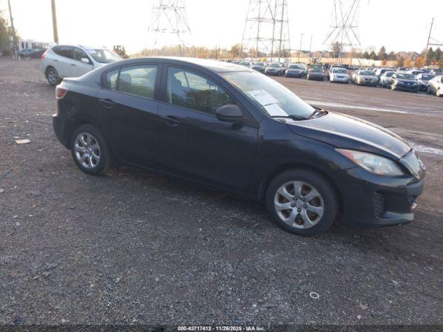  Salvage Mazda Mazda3
