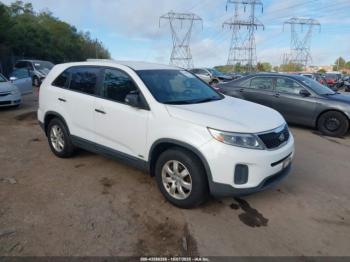  Salvage Kia Sorento
