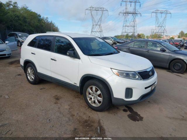  Salvage Kia Sorento