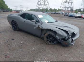  Salvage Dodge Challenger