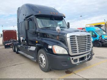  Salvage Freightliner Cascadia 125