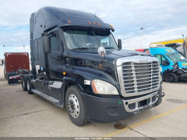  Salvage Freightliner Cascadia 125
