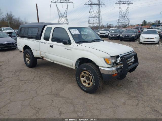  Salvage Toyota Tacoma