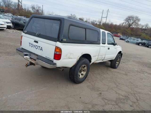 Toyota Tacoma Xtracab Image 3