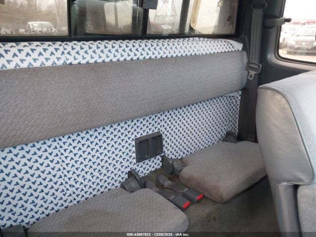 Toyota Tacoma Xtracab Image 4