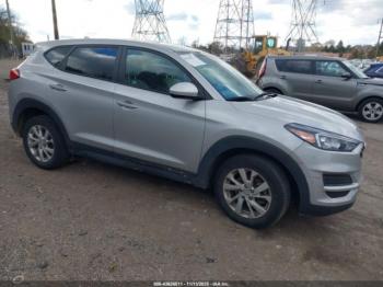  Salvage Hyundai TUCSON