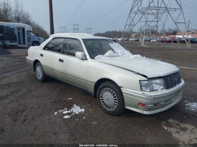  Salvage Toyo Avalon Xls W Bucket Seats