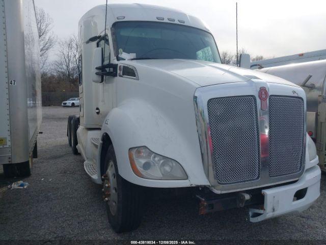  Salvage Kenworth Construction